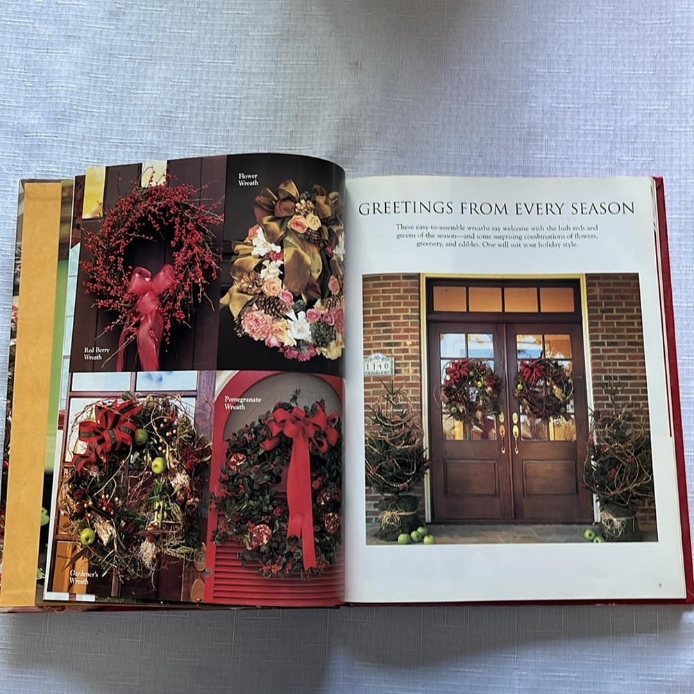 SOUTHERN LIVING CHRISTMAS 1998 - Picture 12 of 12